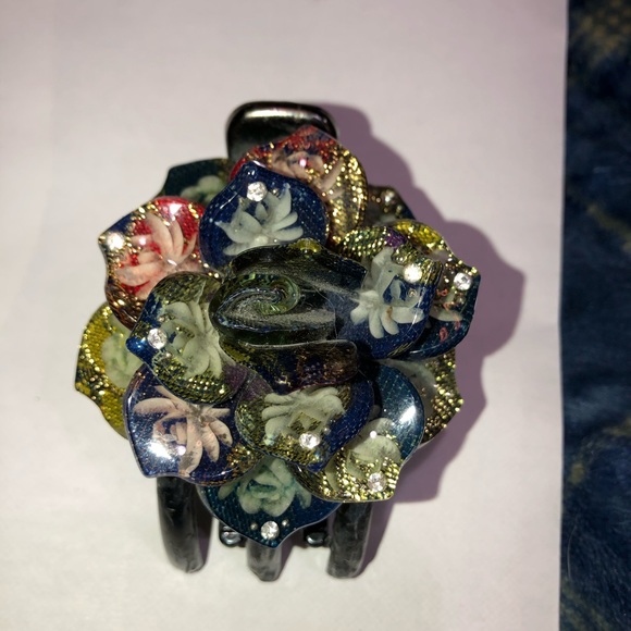 Other - Gorgeous designer hair clip jaw claw accessory NEW